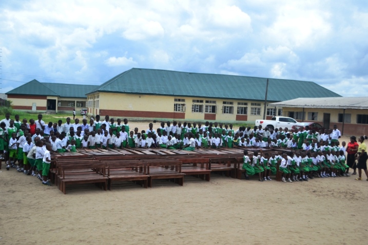 Education: UNIBEN Itsekiri alumni rescues Warri School with furniture