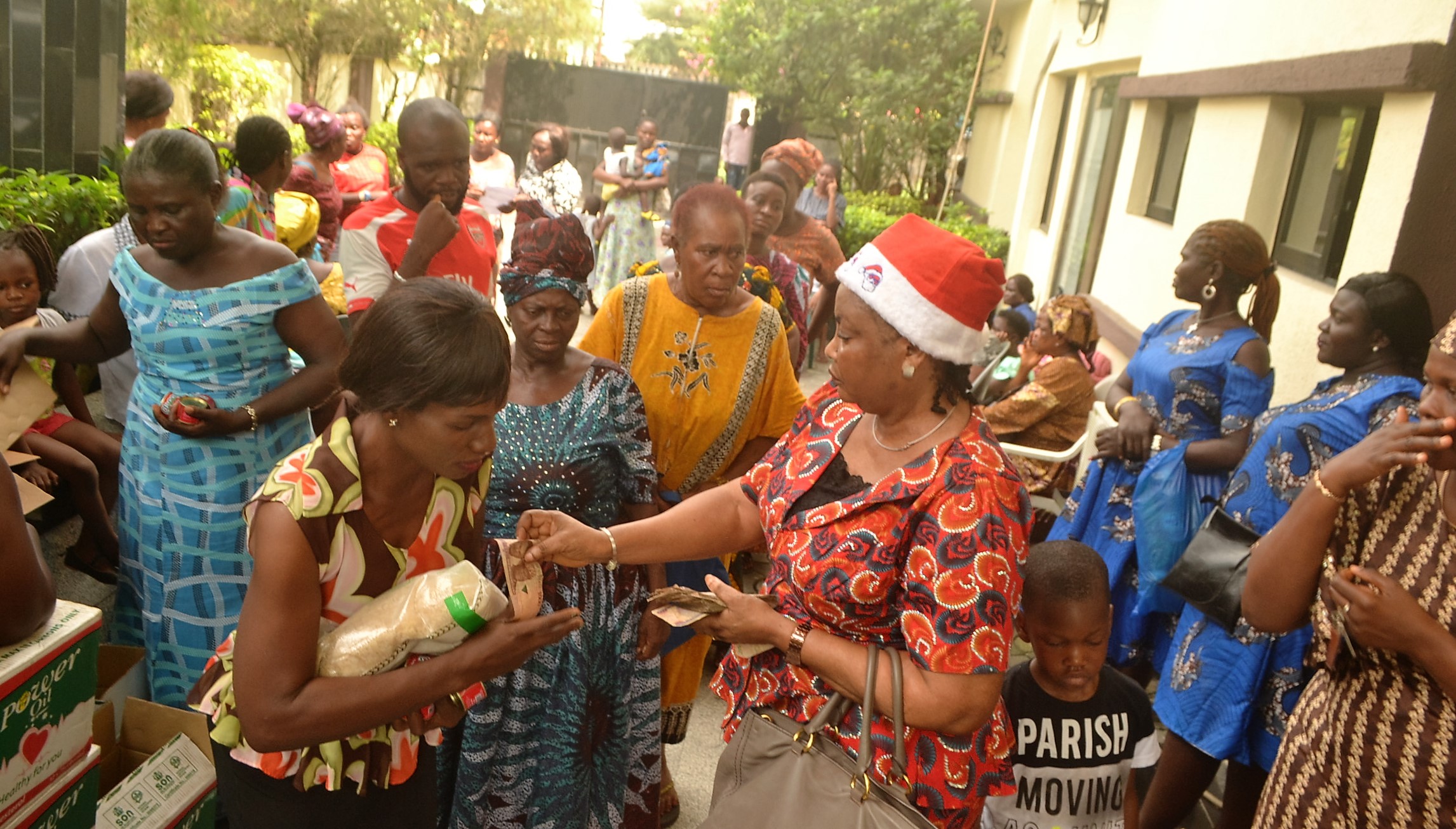 Warri South: 100 indigent widows, orphans get Okowa’s Christmas largesse