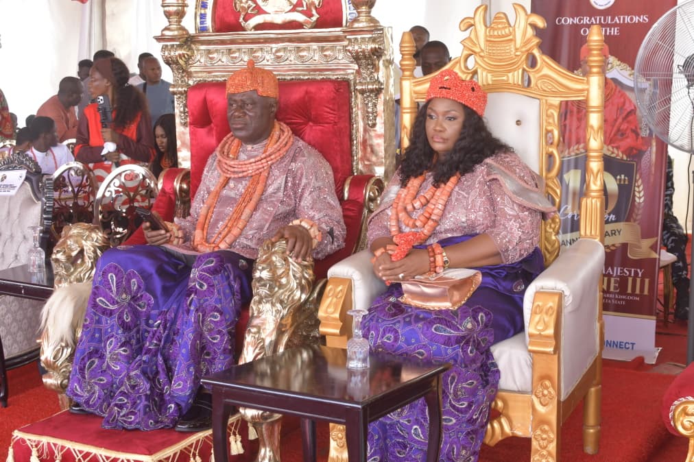 10th Coronation Anniversary:  Oborevwori, Izoukumor Salute Pere  Ama- Okosu Of Ogbe  - Ijoh Kingdom