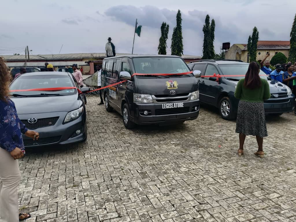 Ughelli South Chairman strengthens mobility of NUT, Legislative Arm with provision of vehicles