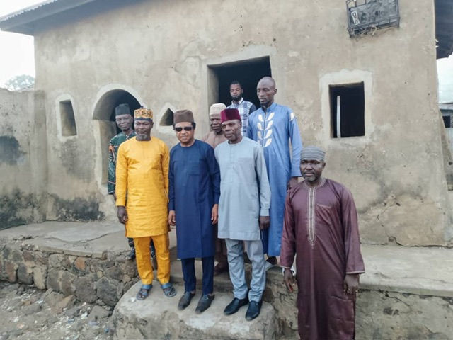 Sen. Shehu Sani Releases Fund For Renovation of Lokoja Palace of Deposed Etsu Nup