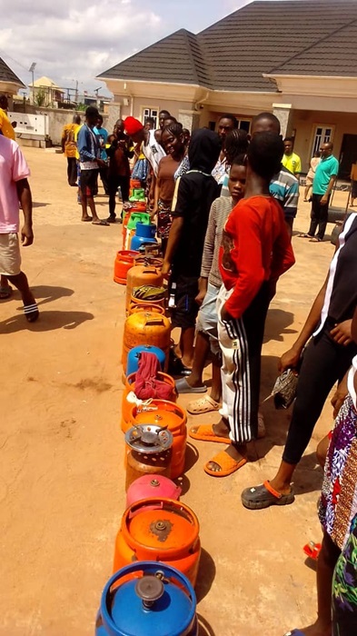 Company offers 30 percent reduction in cooking gas price to over 4,000 Enugu residents