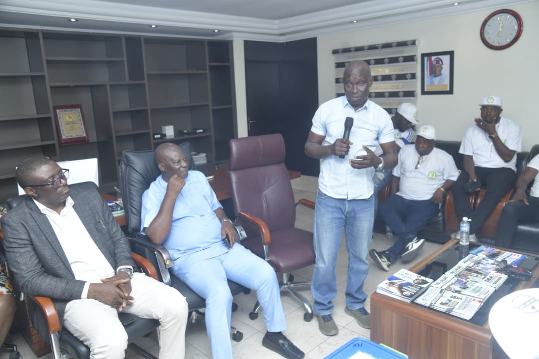 Oborevwori Tasks  Media On  Watchdog,  Bridge - Building Roles