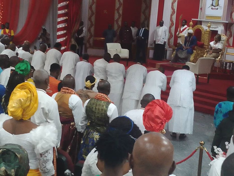 Itsekiris pay homage to Olu of Warri, Ogiame Atuwatse III as he celebrates 3rd Coronation anniversary