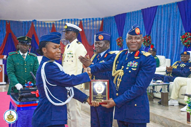 Lead with courage and humility, embrace innovation and jointness", CAS charges junior course 99 graduands at AFCSC