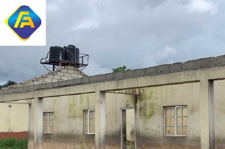 Opuoru rejects renovation of Ogedegbe Primary School, without replacing damaged roofs