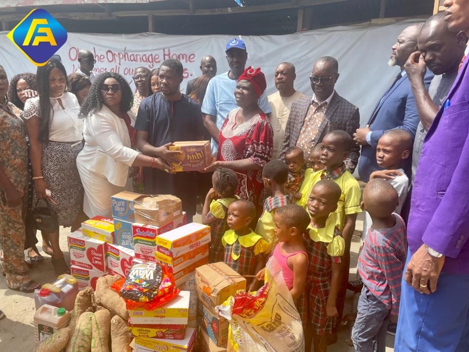 DESOPADEC staff celebrate Efele’s birthday by visiting Orphanage/ Old People’s Home