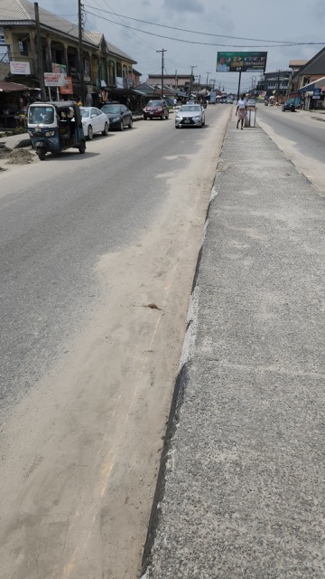 Warri: Ubeji Regains  Aesthetic Look  as Warri South Concludes Clean - Up Of Road Entrance