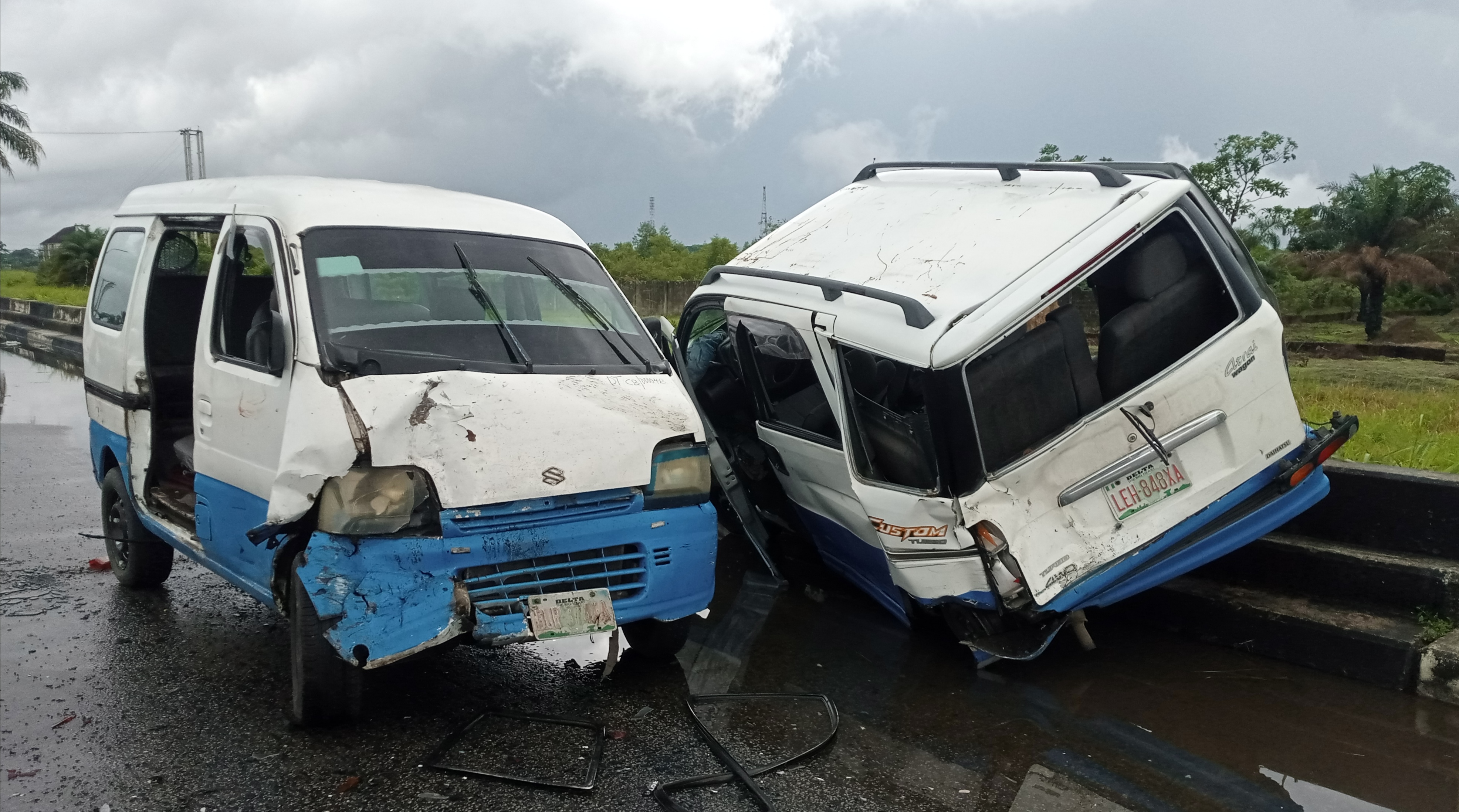 Breaking: Fate of passengers unknown as two buses collide in Warri