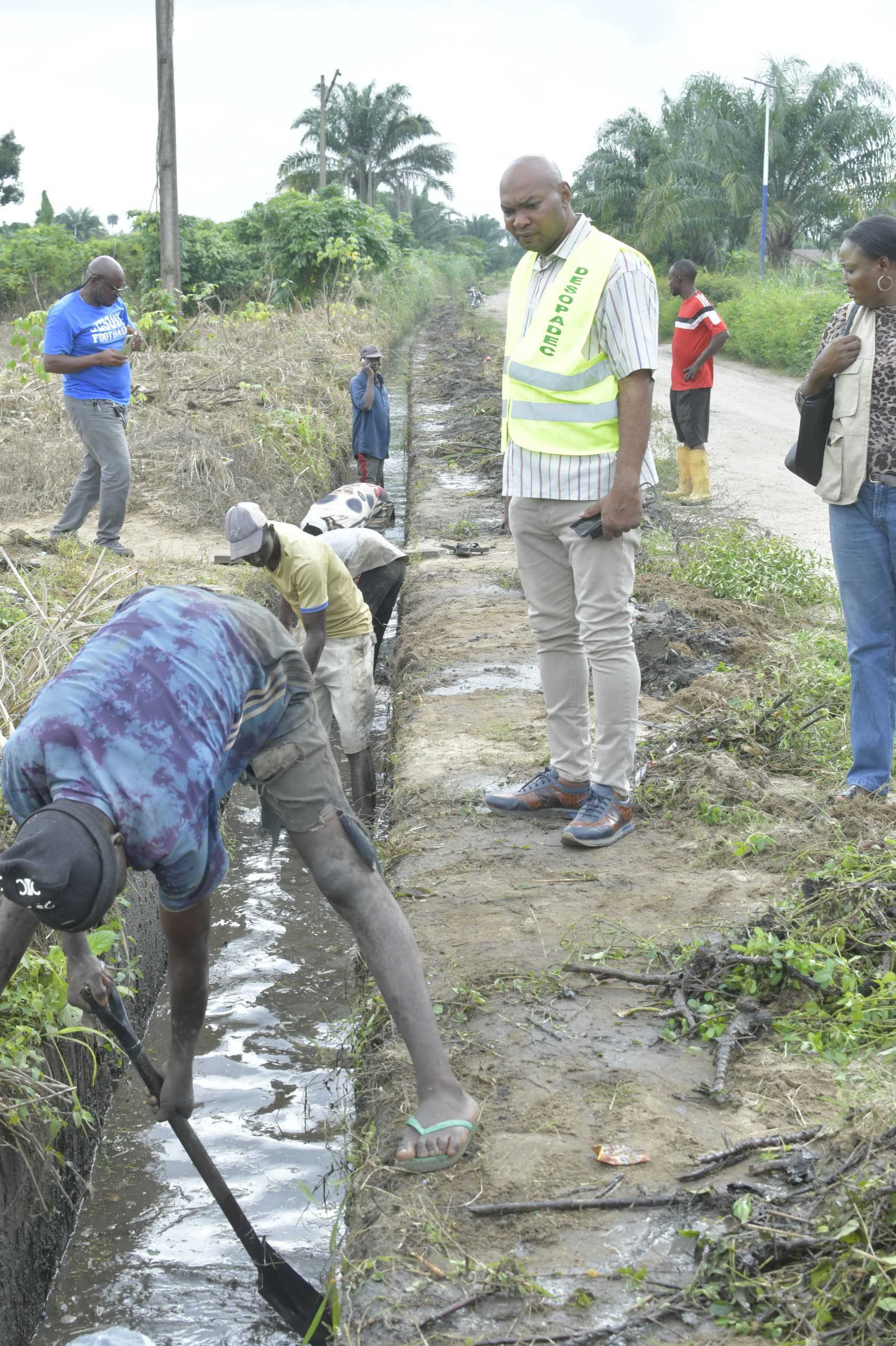 DESOPADEC Takes  Forward  -Thinking Measures  To  Mitigate Flooding In  Ashaka