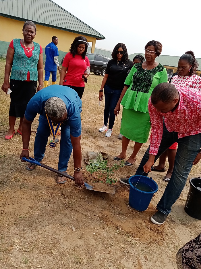 Rotary Club of Effurun City Centre, begins 2021/2022 projects’ execution with tree planting in schools