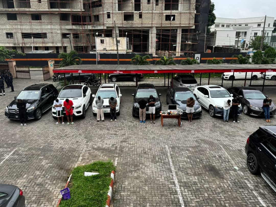 EFCC Arrests 11 in Lagos  For Alleged  Internet Fraud