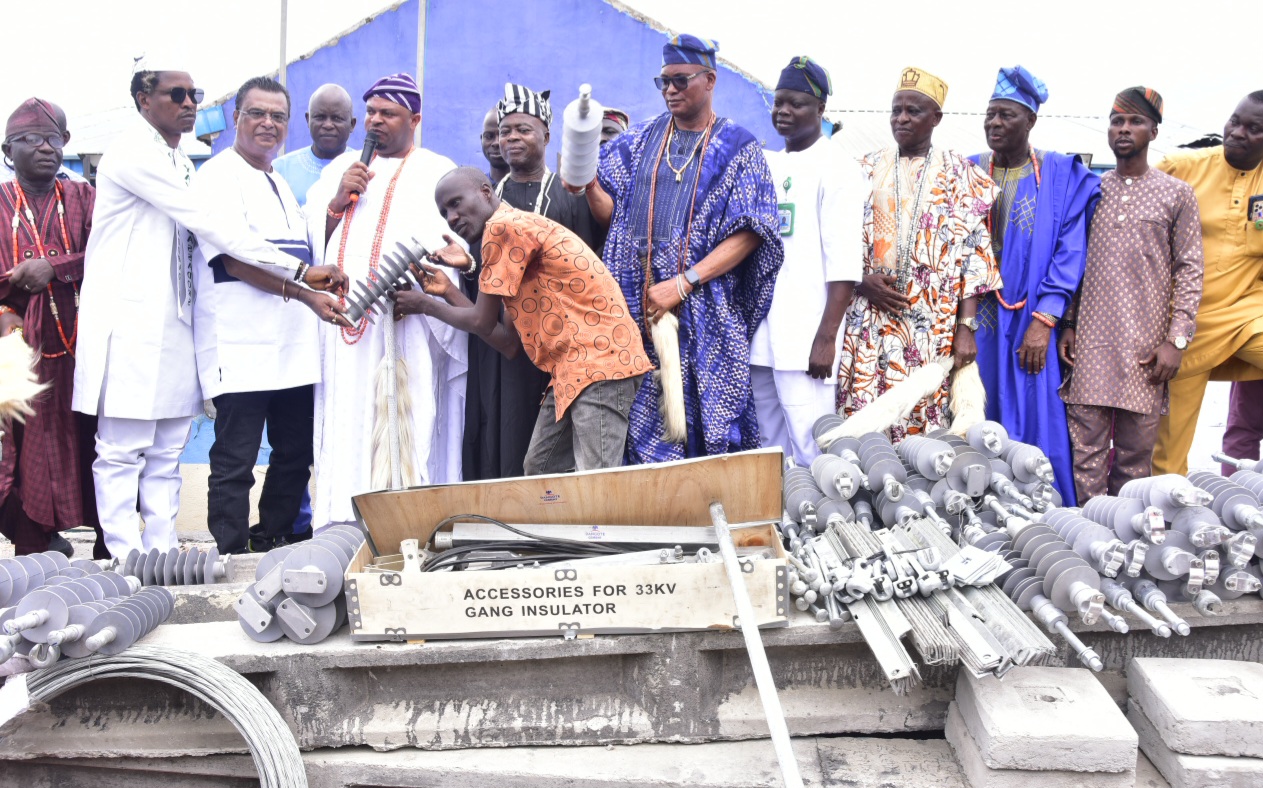 Dangote Cement Ibese Banishes 3-Year Blackout, Lights Up 21 Communities in Yewaland