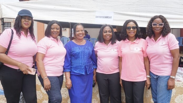 Association of Ibusa Professional Women Offers Free Medical Services to Igbuzo Community