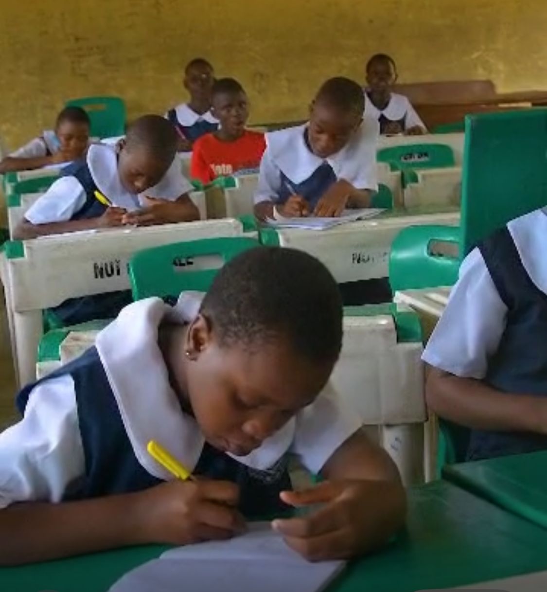 Mr. Jollof gifts books, other stationeries to two Delta Schools, in celebration of his 37th birthday