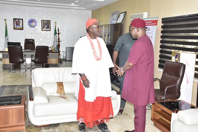 Ogwashi-Uku Monarch Visits Delta's Deputy Governor, Sir Onyeme