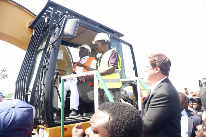 Echoes From the Ground Breaking Ceremony Of  N78bn Effurun/Warri flyovers