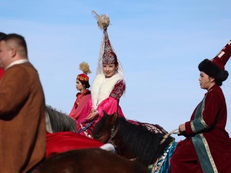Xinjiang traditions: Endangered or a living legacy