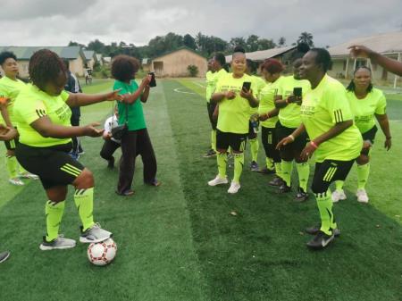 Ebiren-Olori of Warri Kingdom defeats Eminent Ladies Club of Warri in Warri Monarch’s 3rd anniversary novelty football match